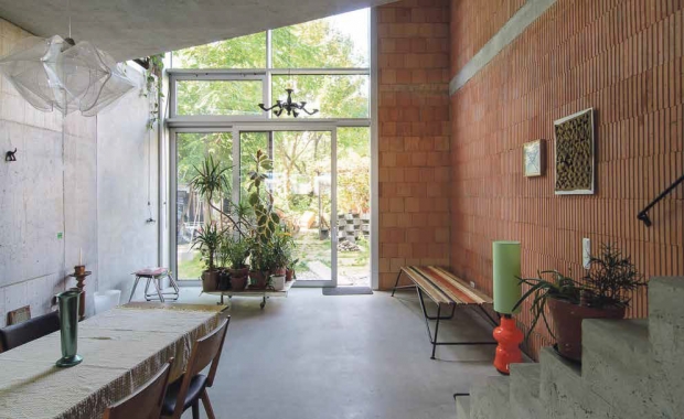 Blick vom Wohnraum, Herzstück des Hauses, in den Garten © Fotos: Wienerberger / Frank Korte / Michelle Howard